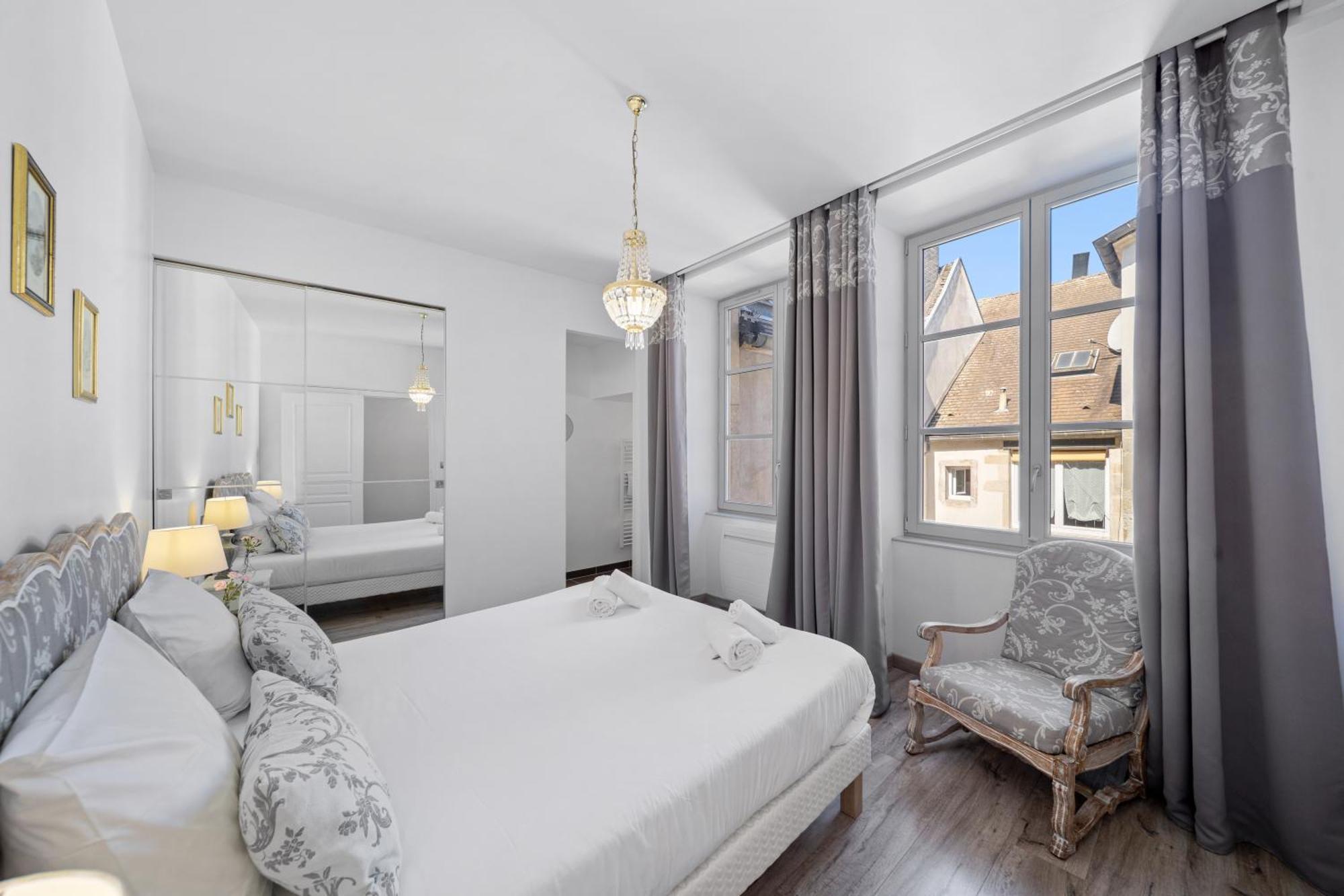 Le Beau Carnot - Appartement En Hypercentre De Beaune Beaune  Exteriör bild